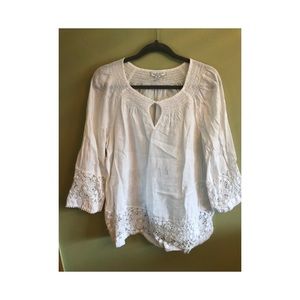 White linen top with lace trim